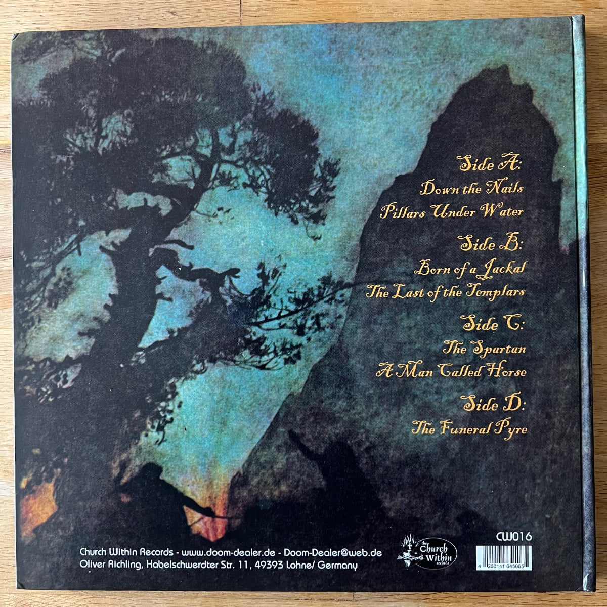 Lord Vicar - Fear No Pain / 2 LP in a Hard Cover-Book Sleeve - 1. D-Press. 2009 - (VG++/M-)