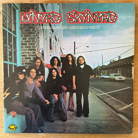Lynyrd Skynyrd - Pronounced Lee-Nerd Skin-Nerd / 1. UK-Press. 1974 - (VG++/VG++)