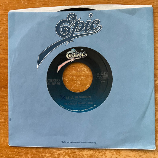 Charlie Daniels Band - Still In Saigon / 1. US-Press. 1982 - (M-/VG++)