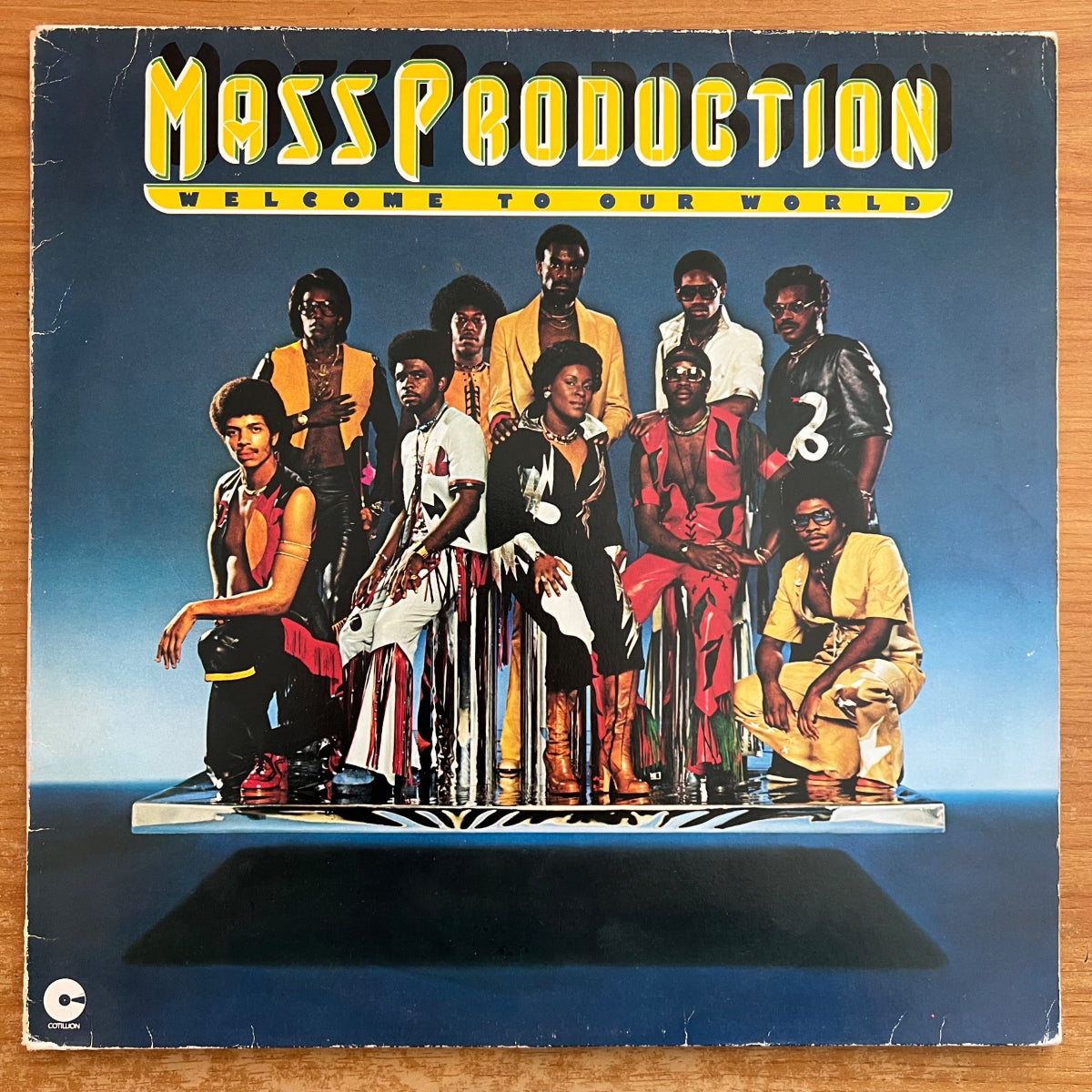 Mass Production - Welcome To Our World / 1. D-Press. 1976 - (M-/VG+)