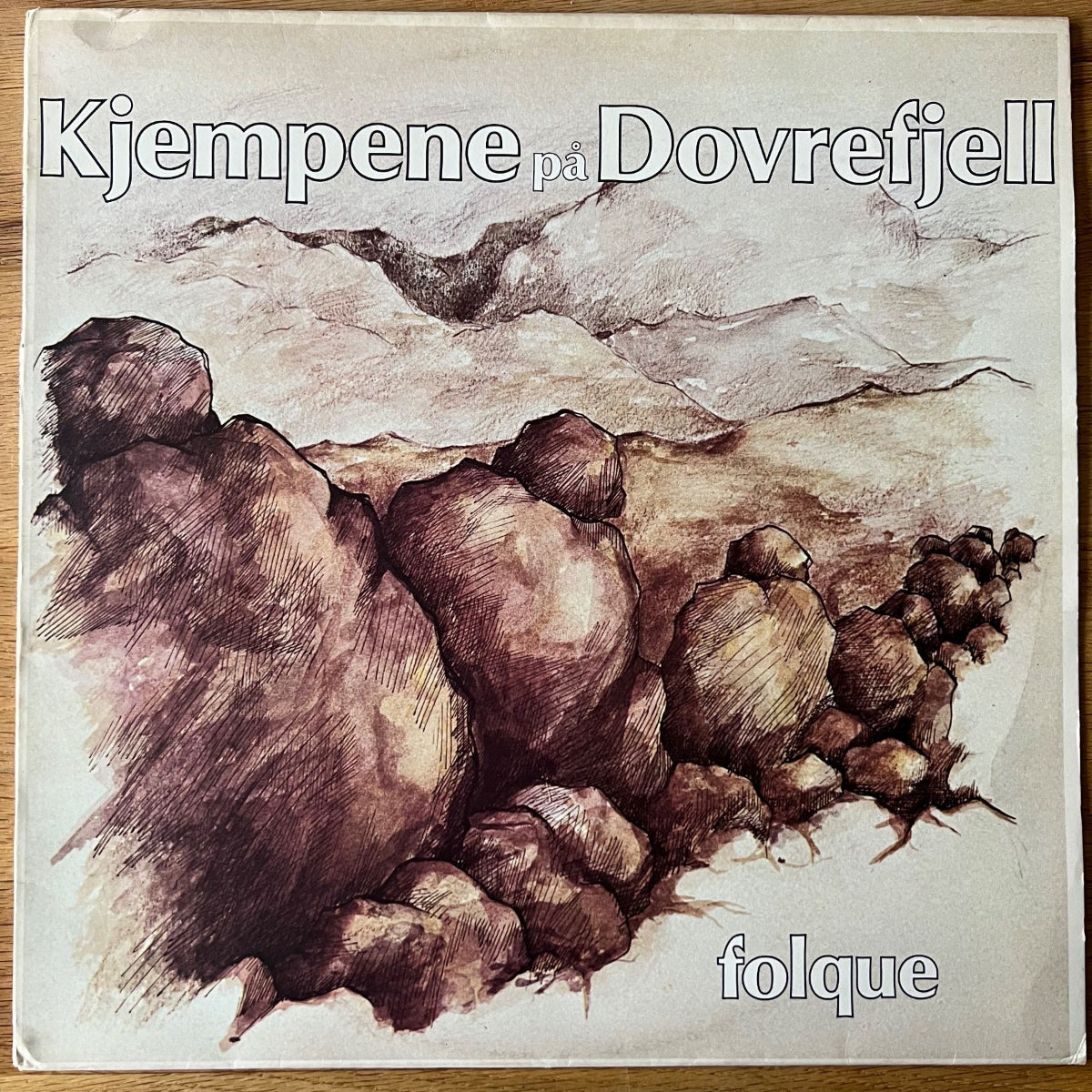 Folque - Kjempene På Dovrefjell / 1. Norway-Press. 1975 - (M-/VG++)