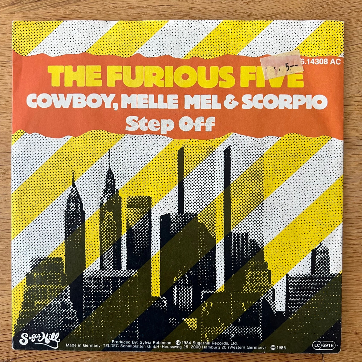 Furious Five, Cowboy, Melle Mel & Scorpio - Step Off / 1. D-Press. 1985 - (VG++/VG++)