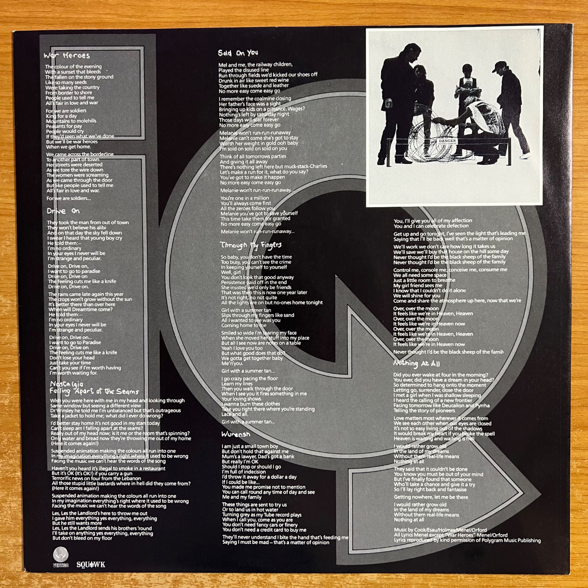 IQ - Are You Sitting Comfortably? / 1. EU Press. 1989 - (M-/M-)
