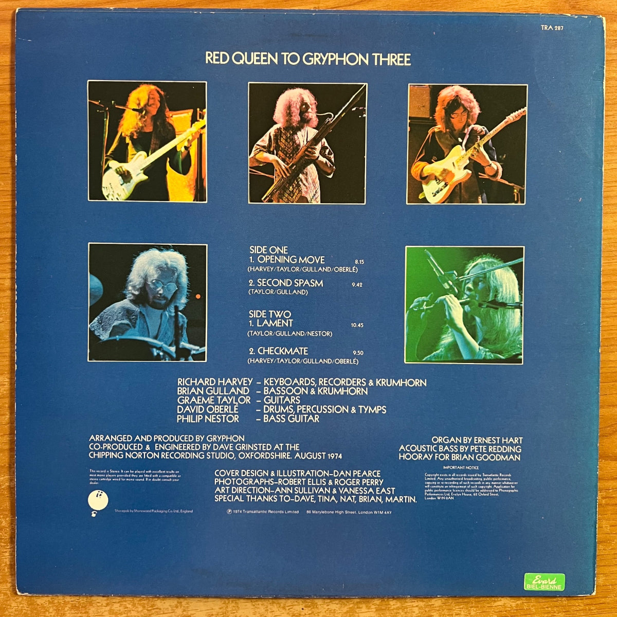Gryphon - Red Queen To Gryphon Three / 1st UK Press. 1974 - (M-/VG+)