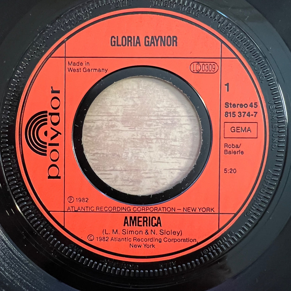 Gloria Gaynor - America / 1. D-Press. 1983 - (VG++/VG++)
