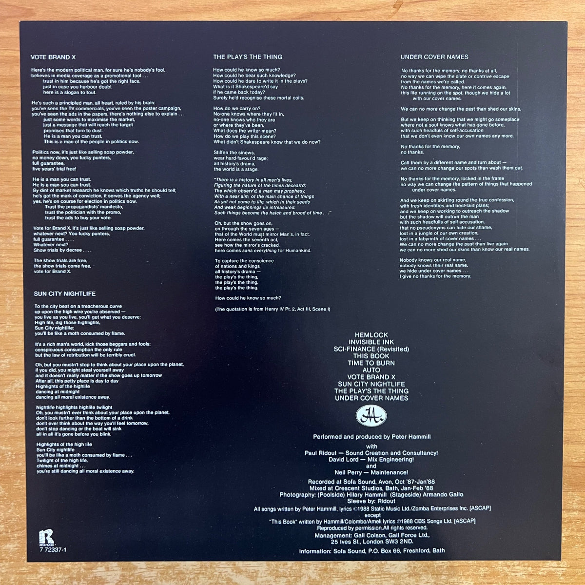 Peter Hammill - In A Foreign Town / 1. US-Press. 1988 - (M-/M-)