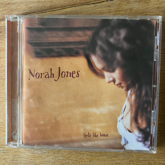 Norah Jones - Feels Like Home / CD - 1. Canada-Press. 2004 - (M-/M-)