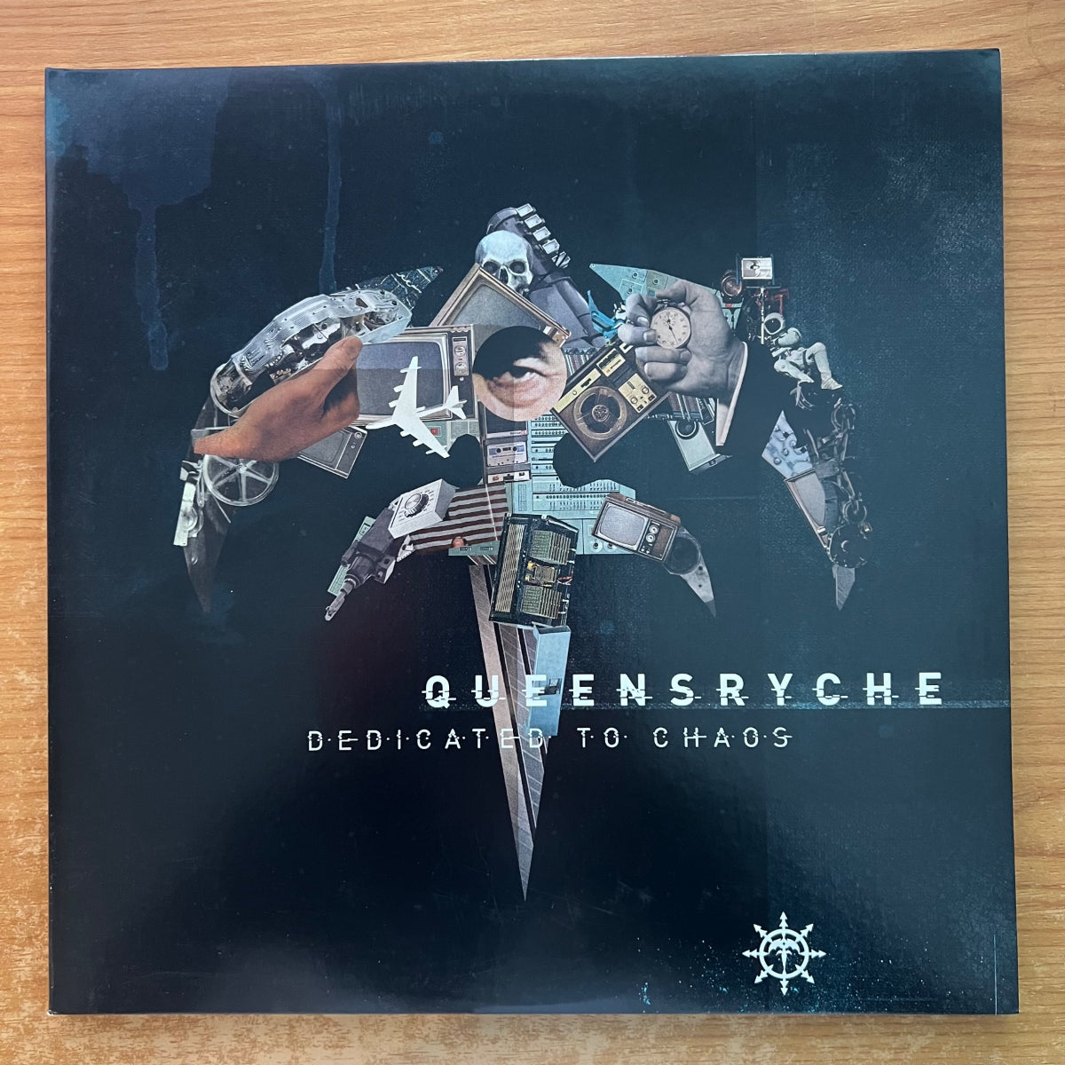 Queensryche - Dedicated To Chaos / 2 LP - 1. D-Press. 2011 - (Mint)