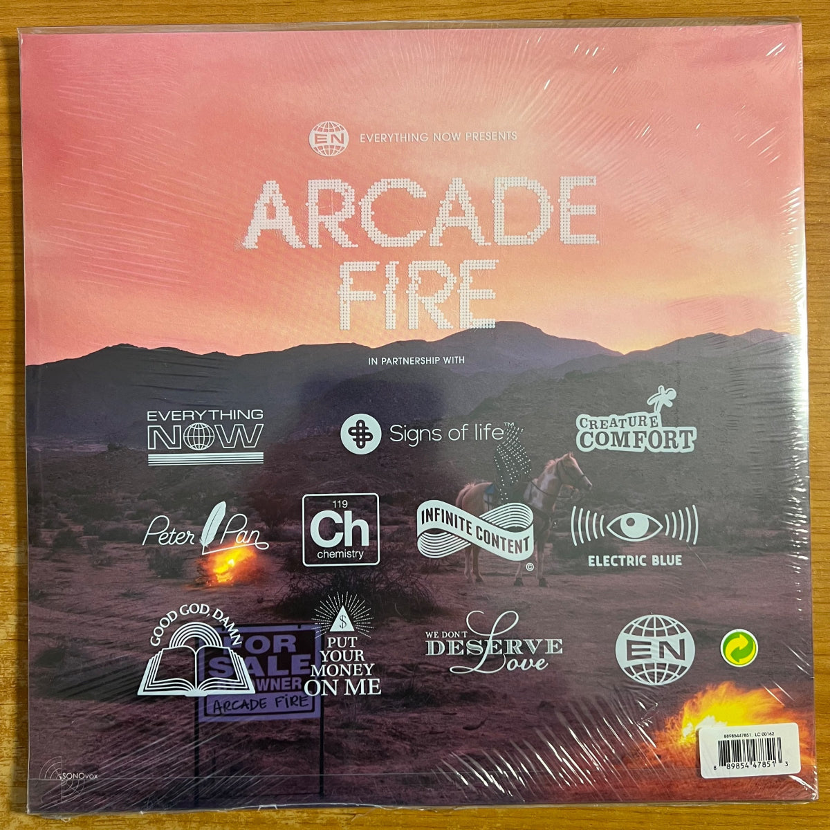 Arcade Fire - Everything Now (Day Version) / 1. UK 2017 - (Mint & Sealed)
