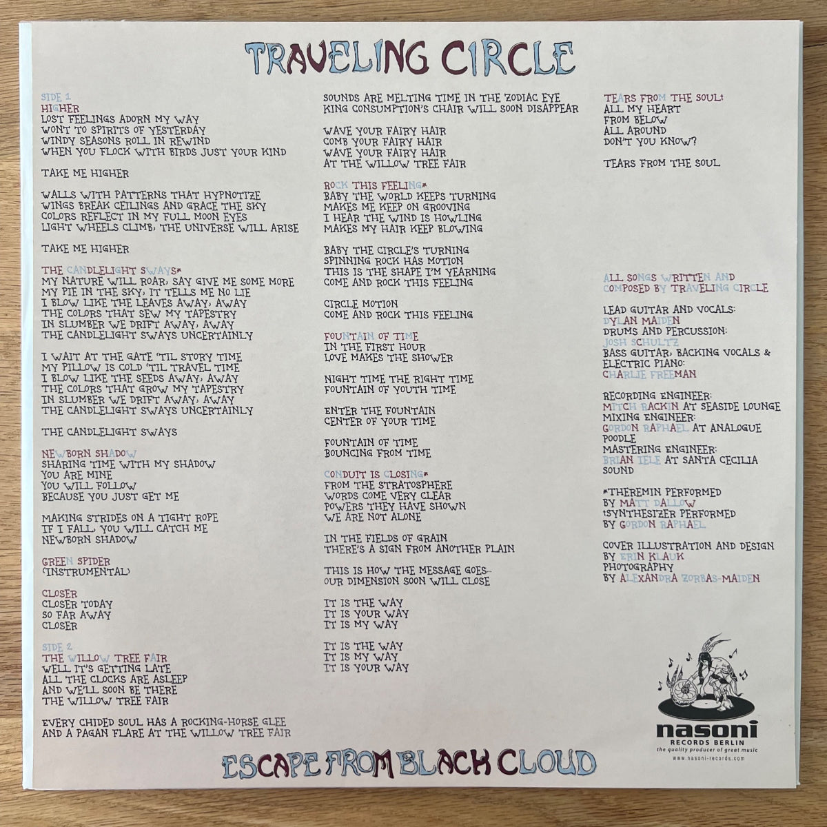 Traveling Circle - Escape From Black Cloud / 1. D-Press. 2012 - (Mint)