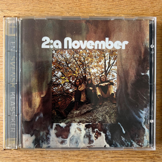 November - 2:a / CD - 1. Sweden Press. 1995 - (M-/M-)
