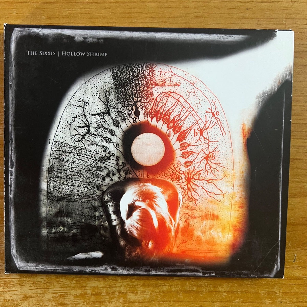 Sixxis - Hollow Shrine / CD - 1st NL Press. 2014 - Digipak