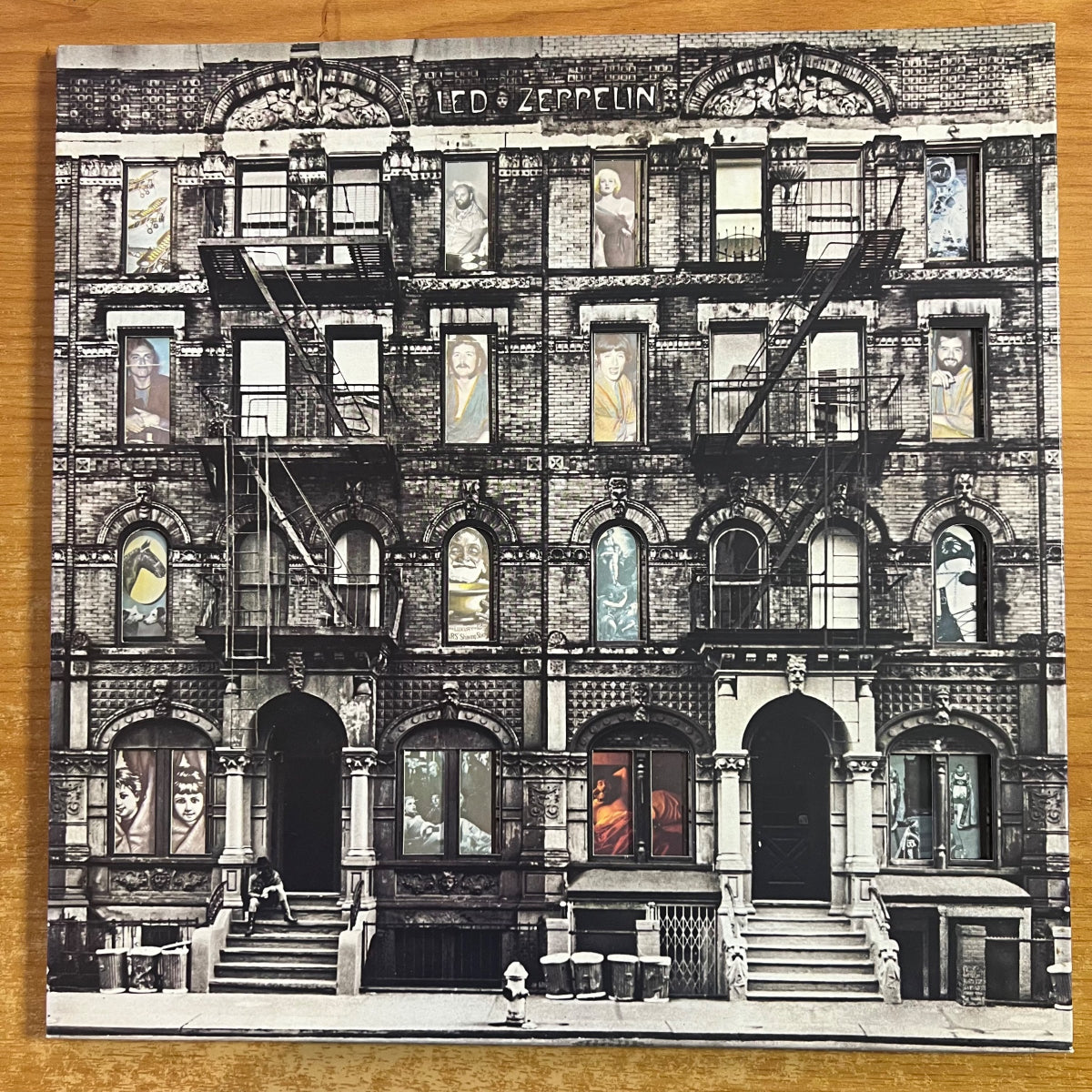 Led Zeppelin - Physical Graffiti / 2 LP - Japan-Press. 1976 - (M-/M-)