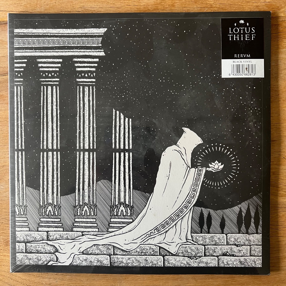 Lotus Thief - Rervm / 1. Édition européenne. 2014 - (Neuf et sous blister)