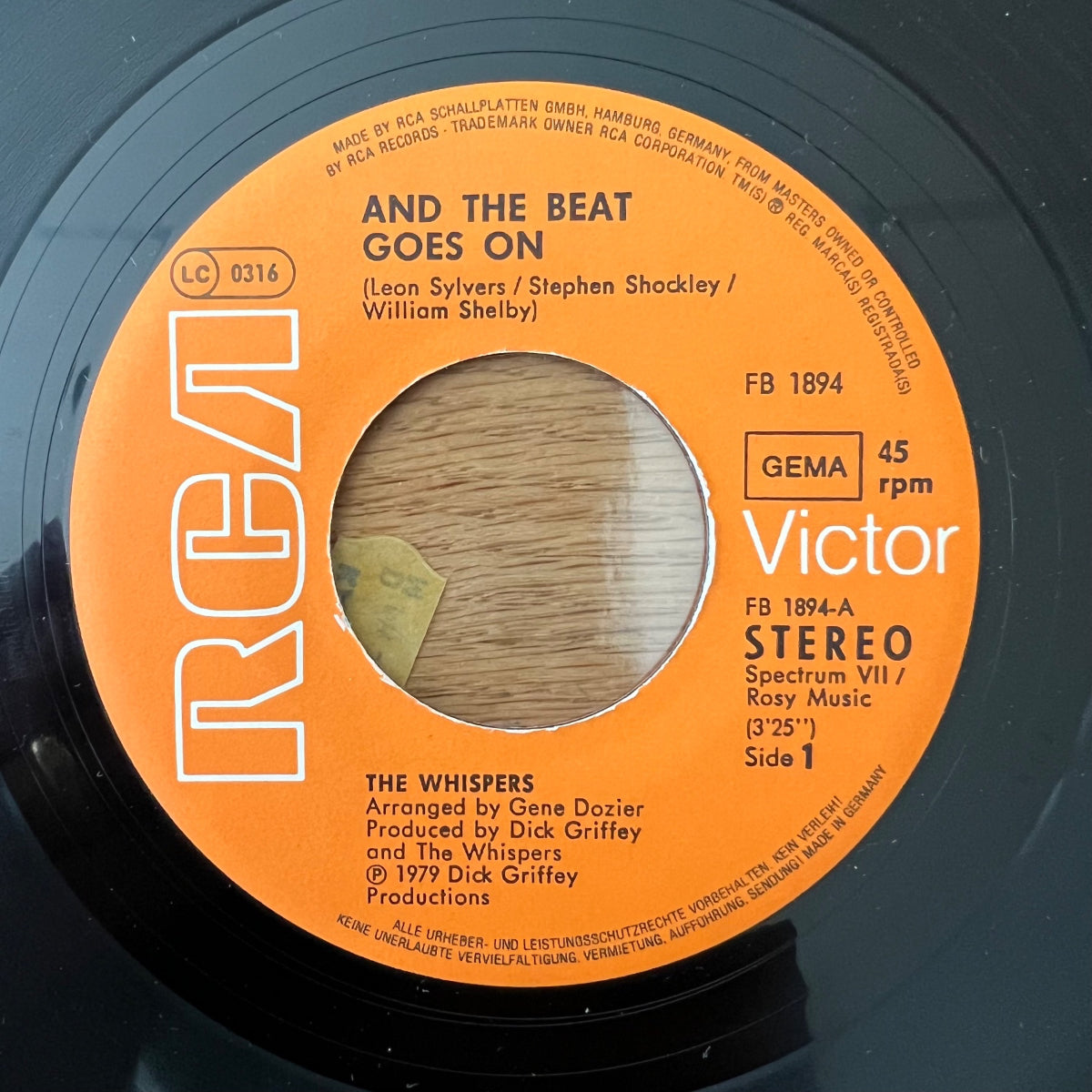 Whispers - And The Beat Goes On / 1. D-Press. 1979 - (M-/M-)
