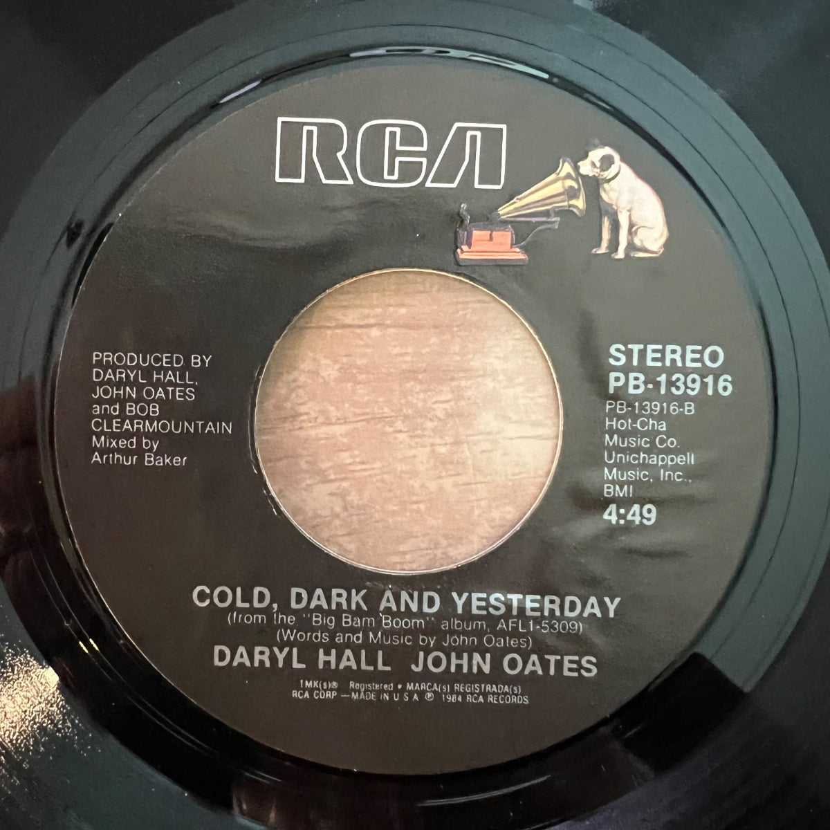 Daryl Hall & John Oates - Out Of Touch / 1. US-Press. 1984 - (M-/M-)