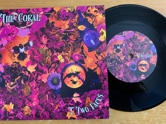 Coral - Two Faces / 1. UK-Press. 2011 - (M-/M-)